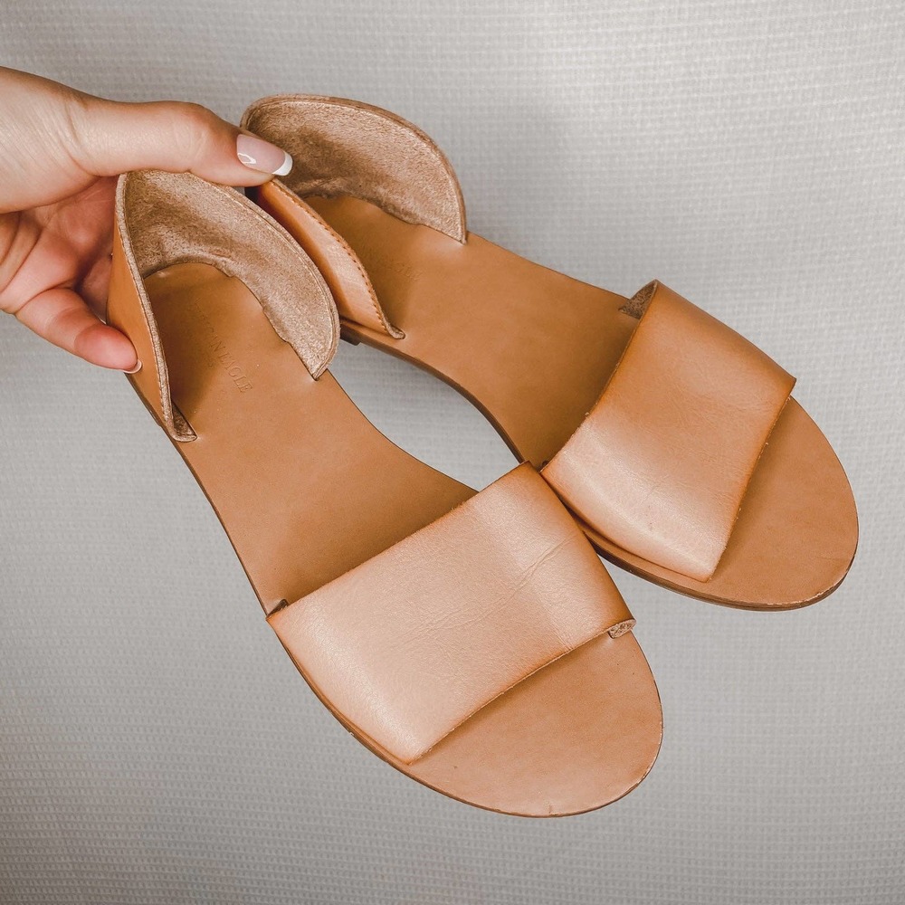 American Eagle | Leather Slip On Sandals Size 9